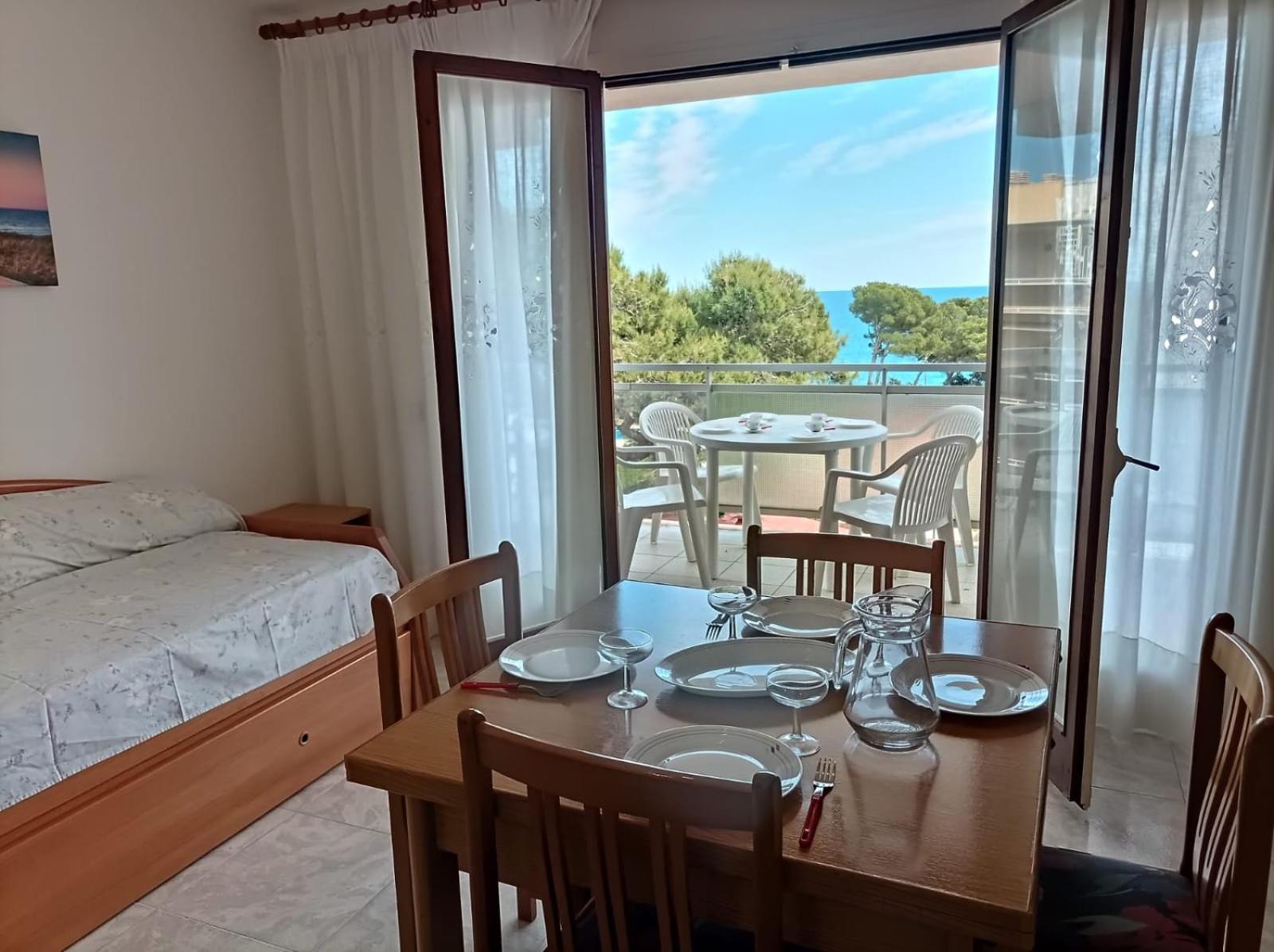 Miami Apartamento Mestres Miami Playa Kültér fotó